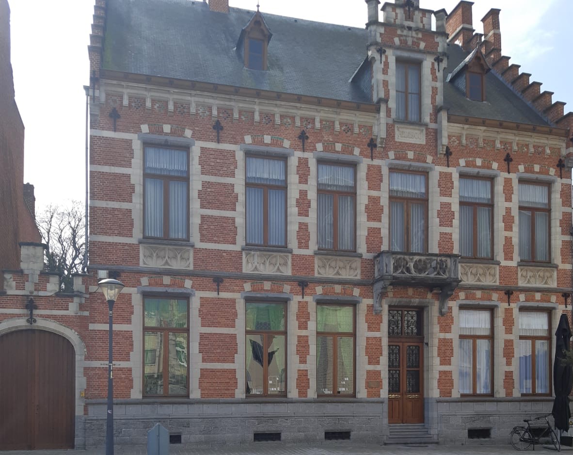 Salons De Limpens — photo 2