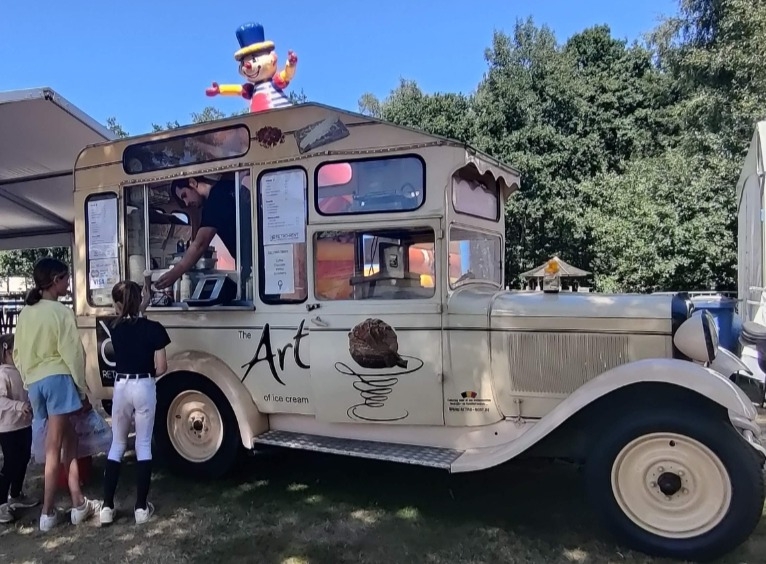 Retro-Rent Foodtrucks — photo 4