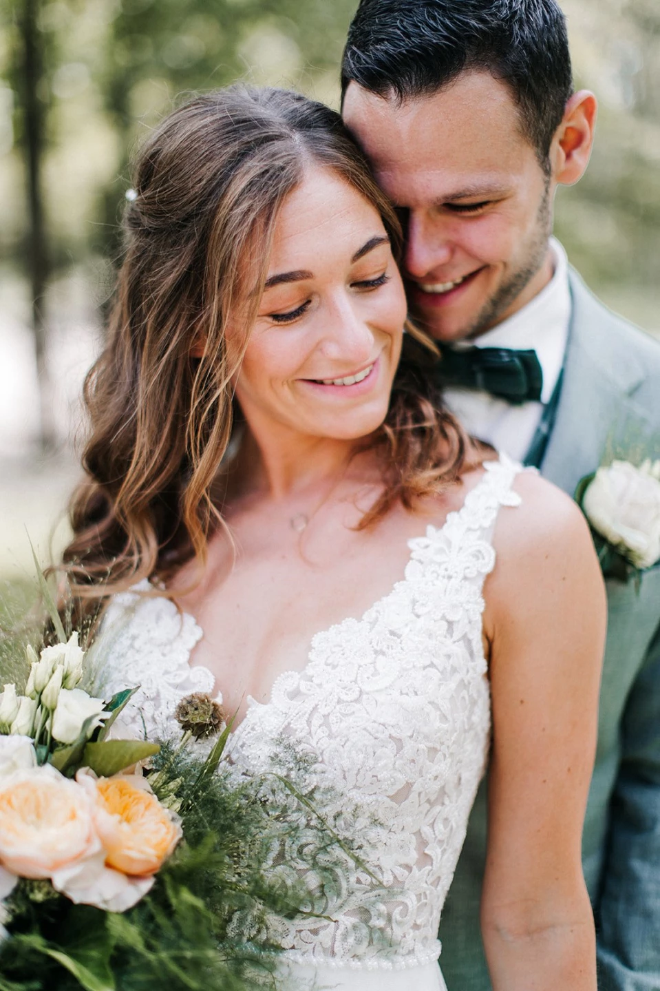 Salon Amber Morsch - Bridal hair + Make-up — photo 2