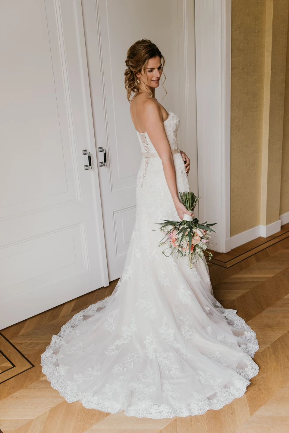 Salon Amber Morsch - Bridal hair + Make-up — photo 5