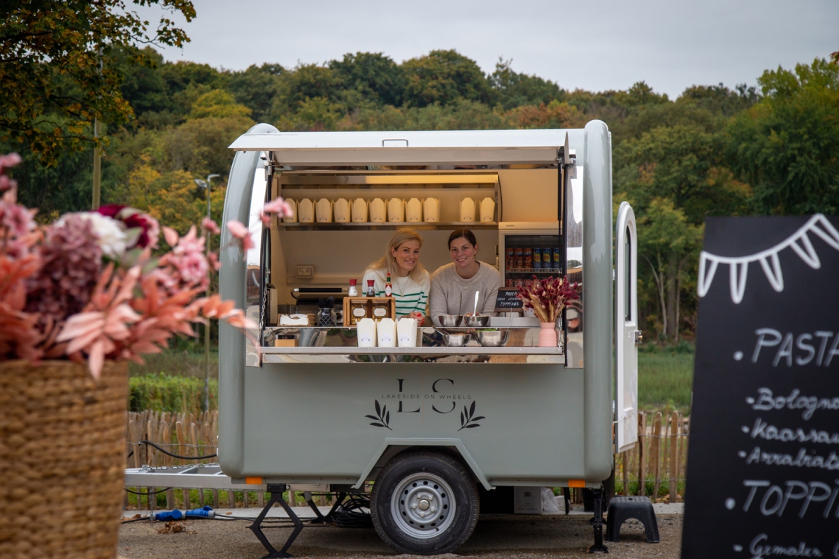 The Lakeside On Wheels — photo 2