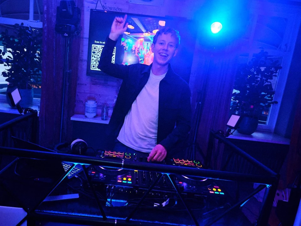 T-Fooh - Dé DJ voor magische momenten — photo 5
