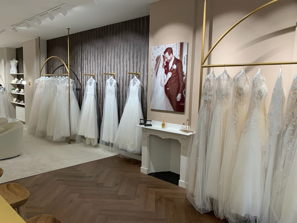 Laliza Bridal Boutique — photo 3