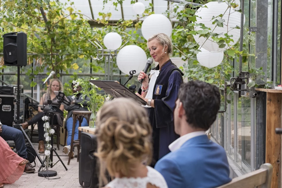 Betoverend Trouwen - Monique van Dinteren — photo 3
