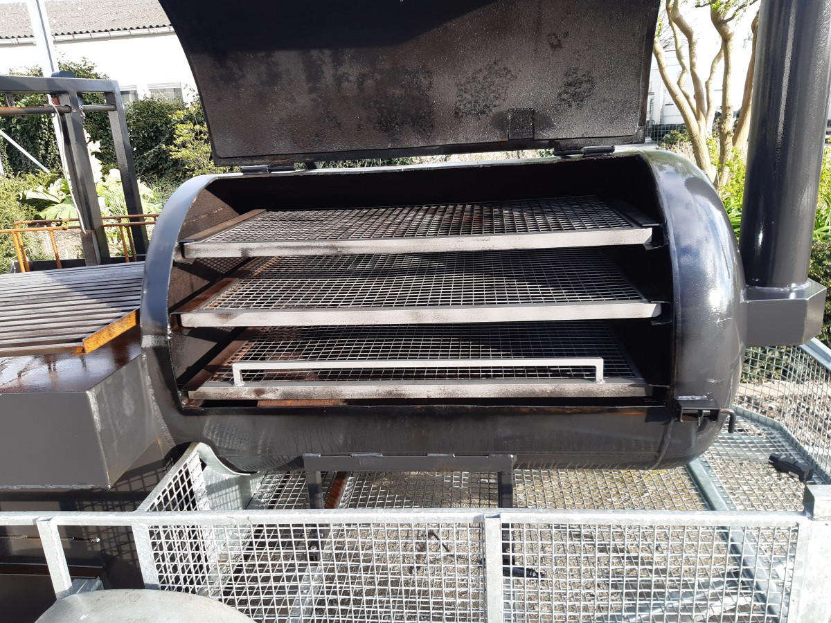 Oklahoma BBQ-smokers — photo 3