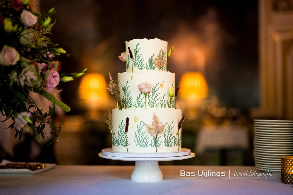 Sugarlips Cakes — photo 4