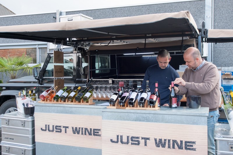 Just Wine wijnbar — photo 2