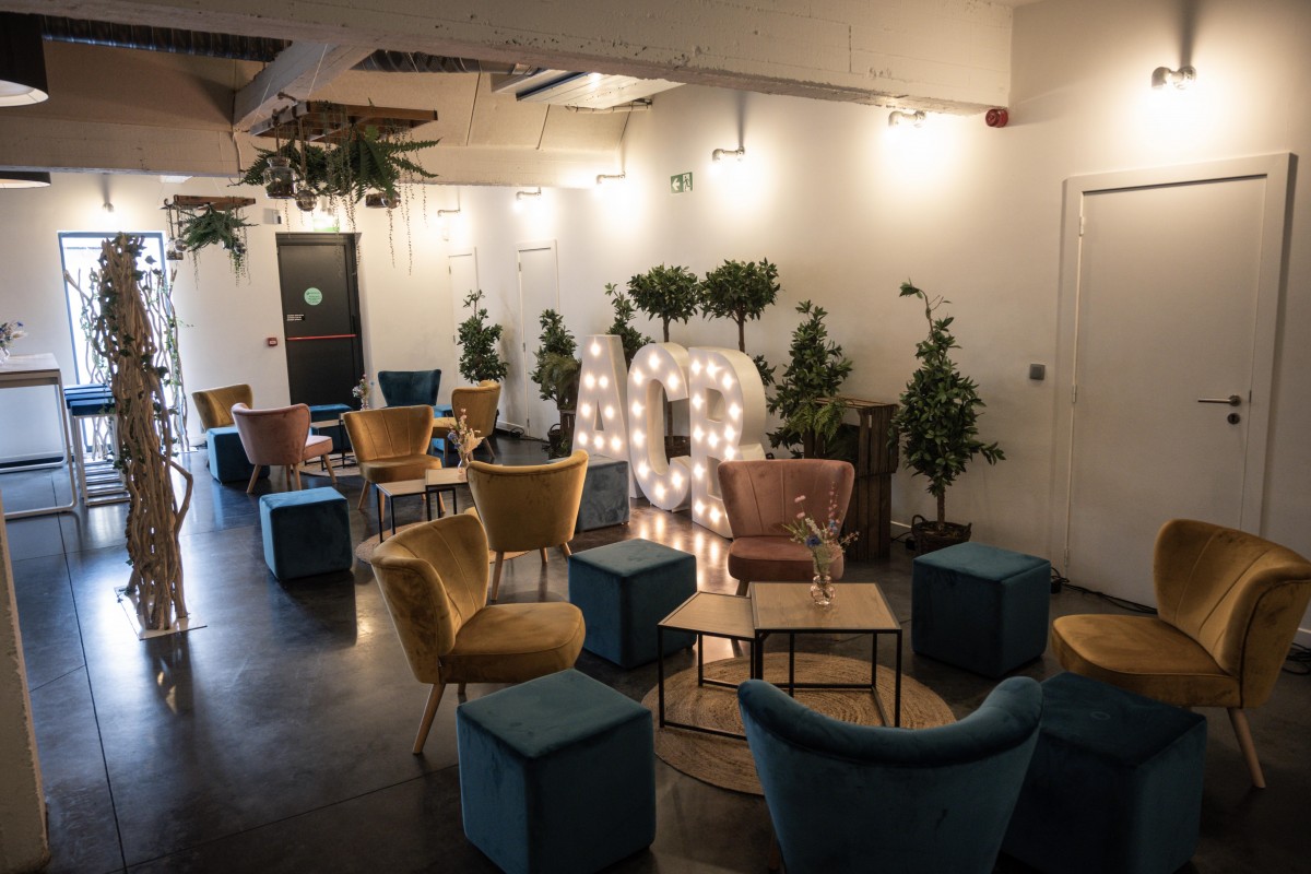 Lounge Verhuur — photo 3