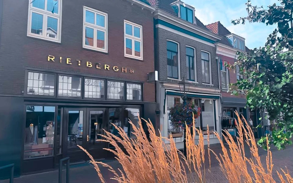 Rietbergh trouwpakken — photo 4