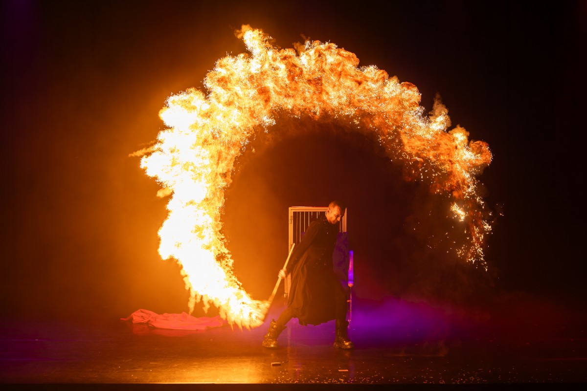 Magician Chris Williams — photo 4