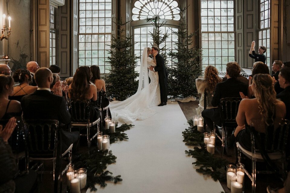Moment Weddings — photo 4