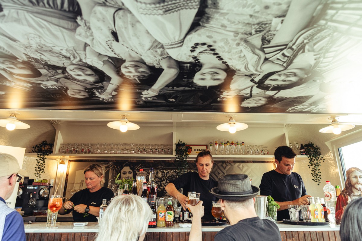 Bar Jules, Georges & La Poste — photo 5