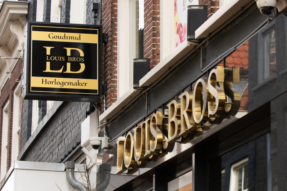 Louis Bros — foto 2
