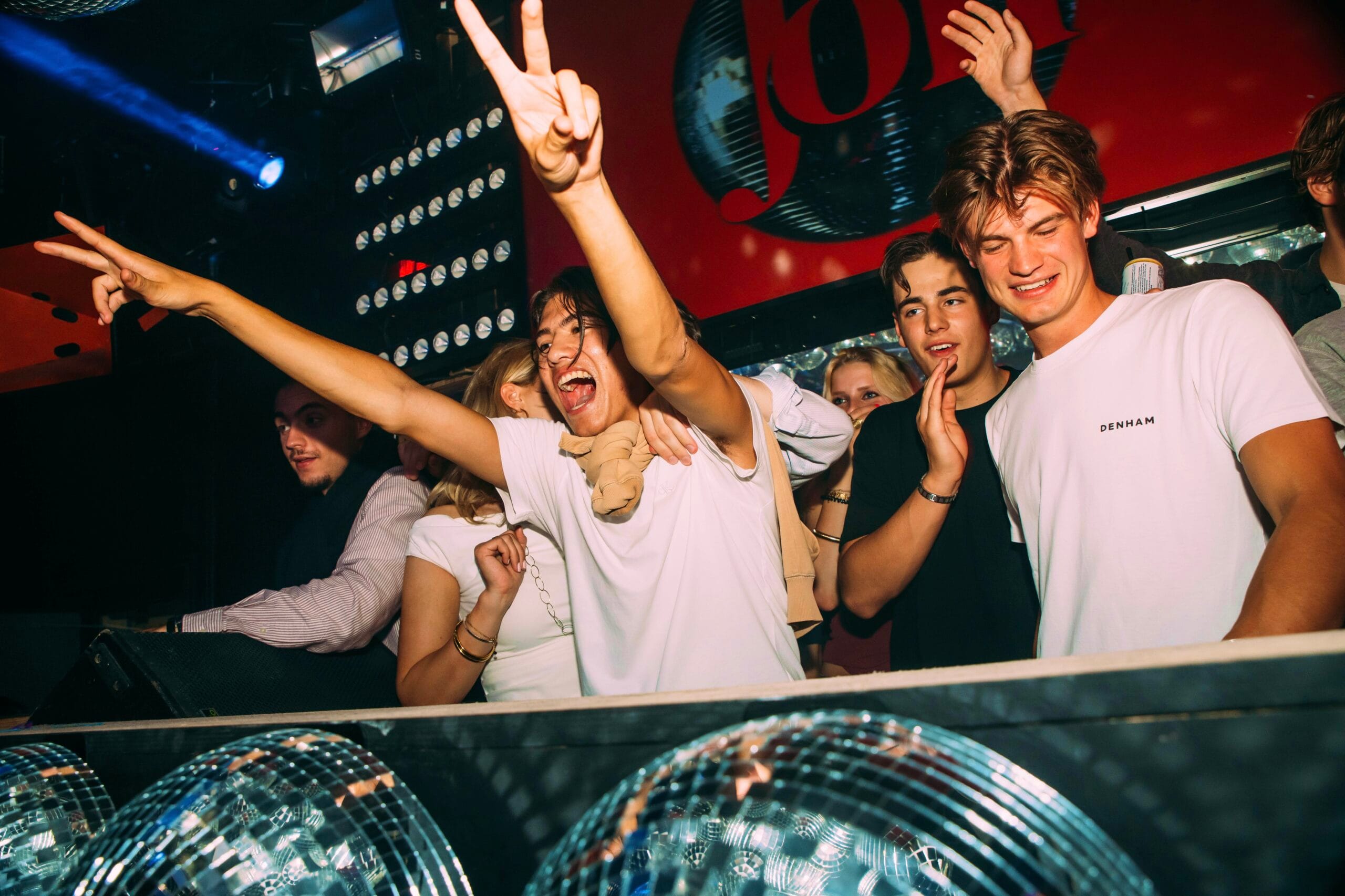 Club Joli — photo 4