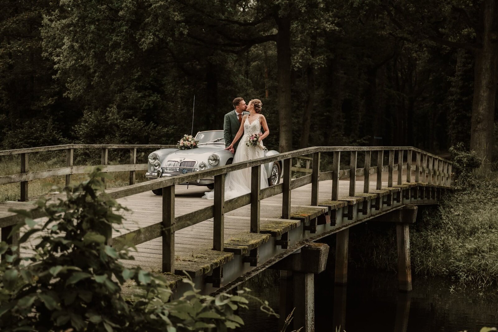 by Eline photography