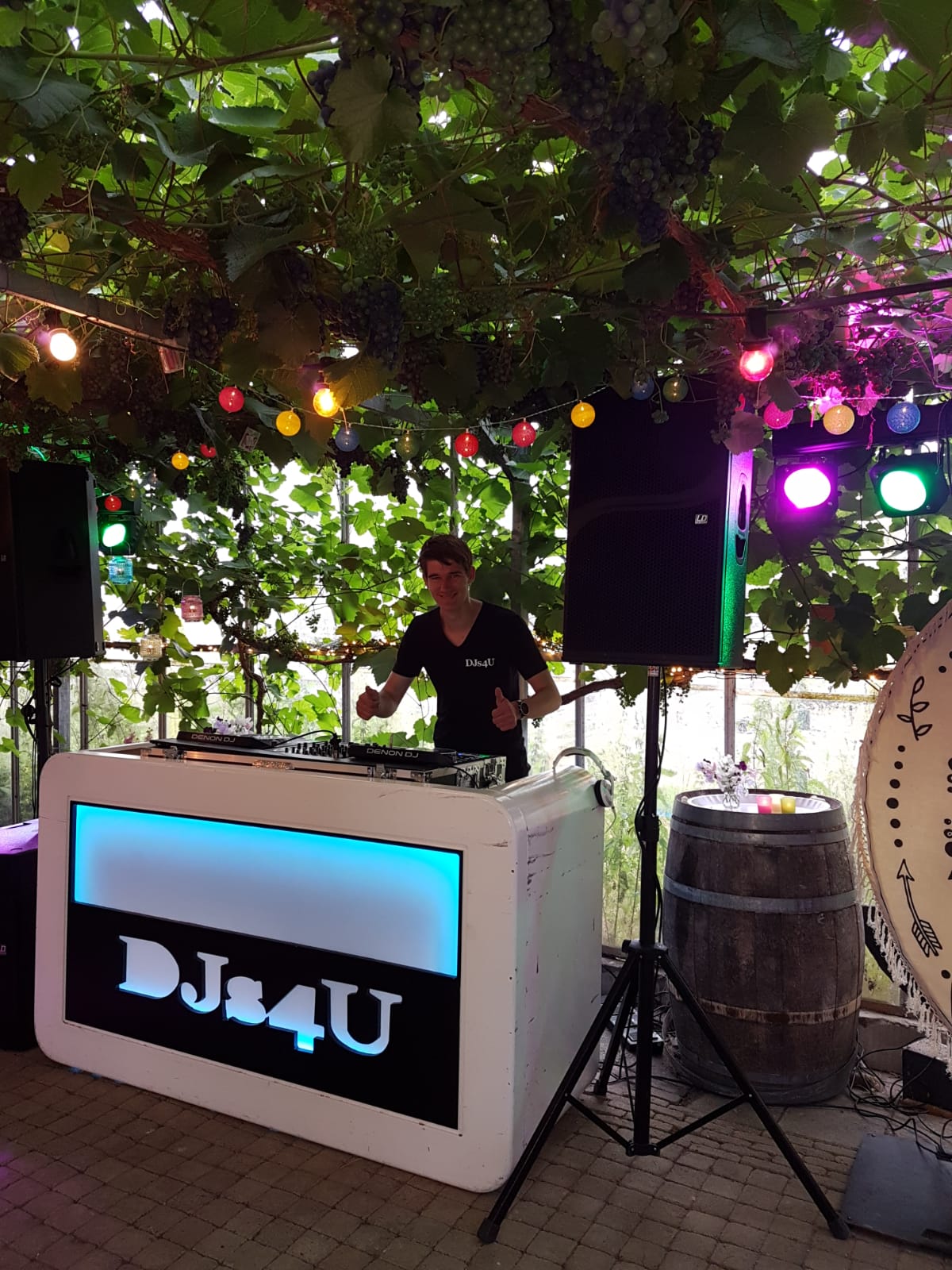 DJs4U