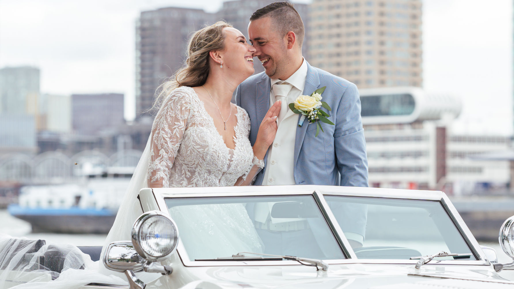 Mr. & Mrs. Kiss — photo 5