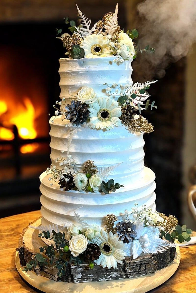 Conny's Cakes & Flowers — photo 3