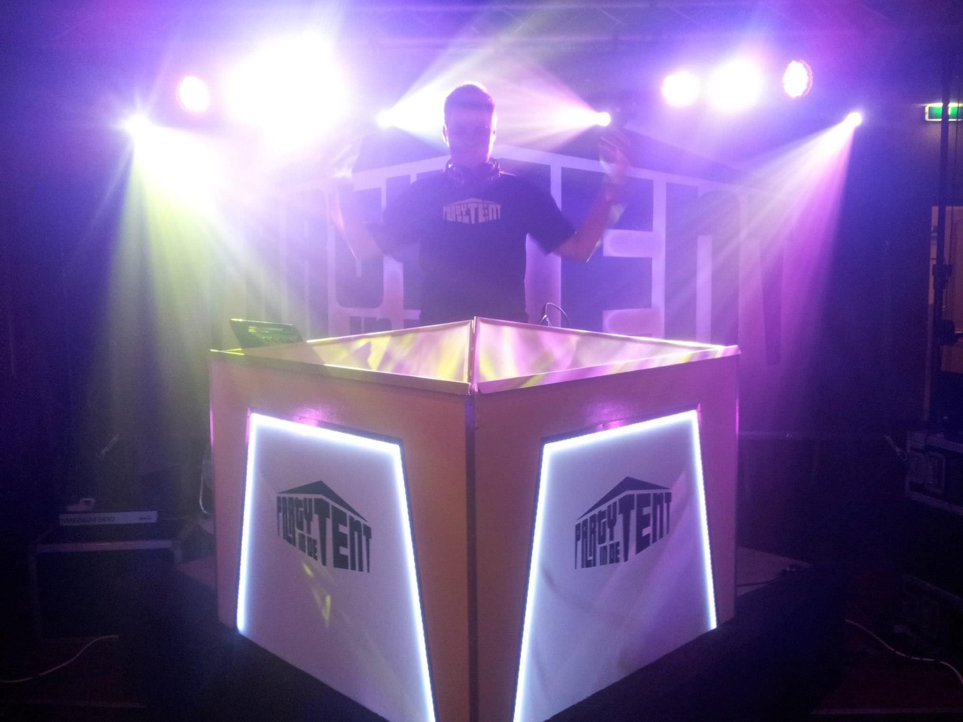 Drive-in show Party in de Tent — photo 3