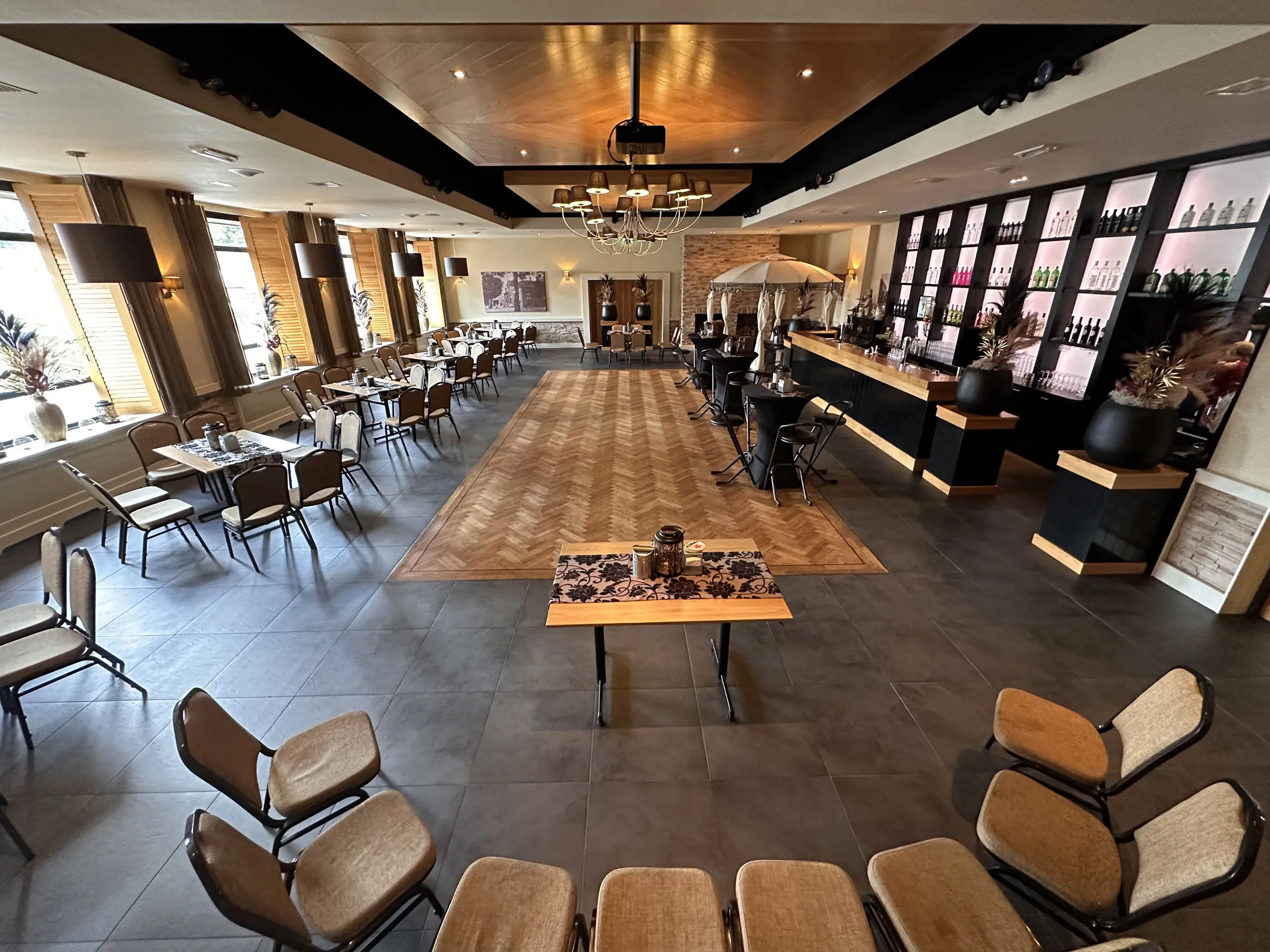 Partycentrum Floor — photo 2