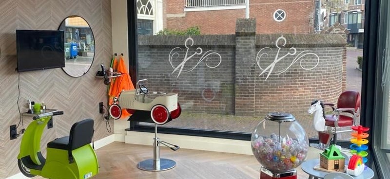 Berry's Hij En Zij Haarmode — photo 4