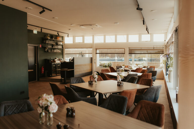 Café-Restaurant "Bellevue" B.V. — photo 3