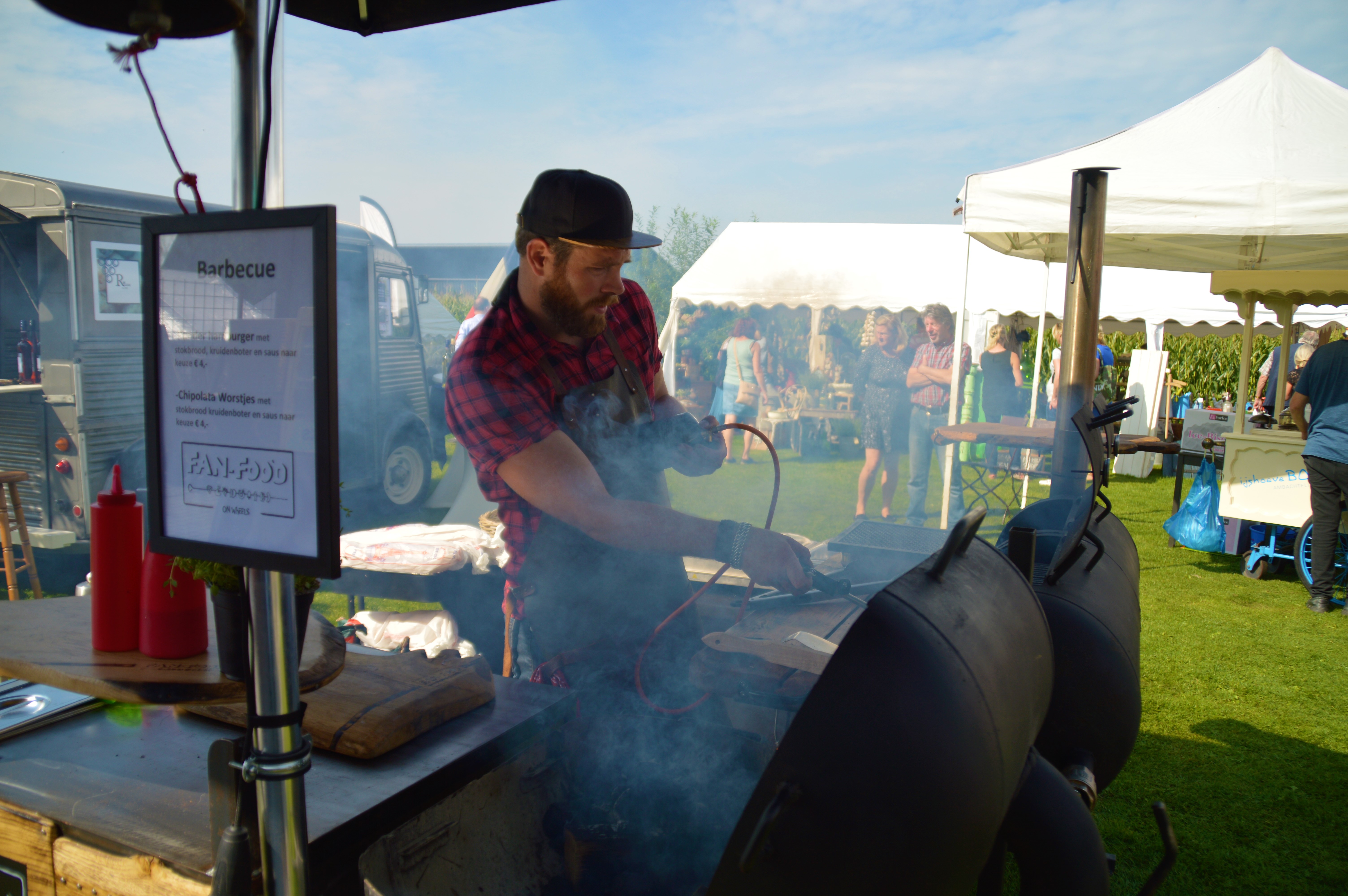 Fan-Food on Wheels — photo 2