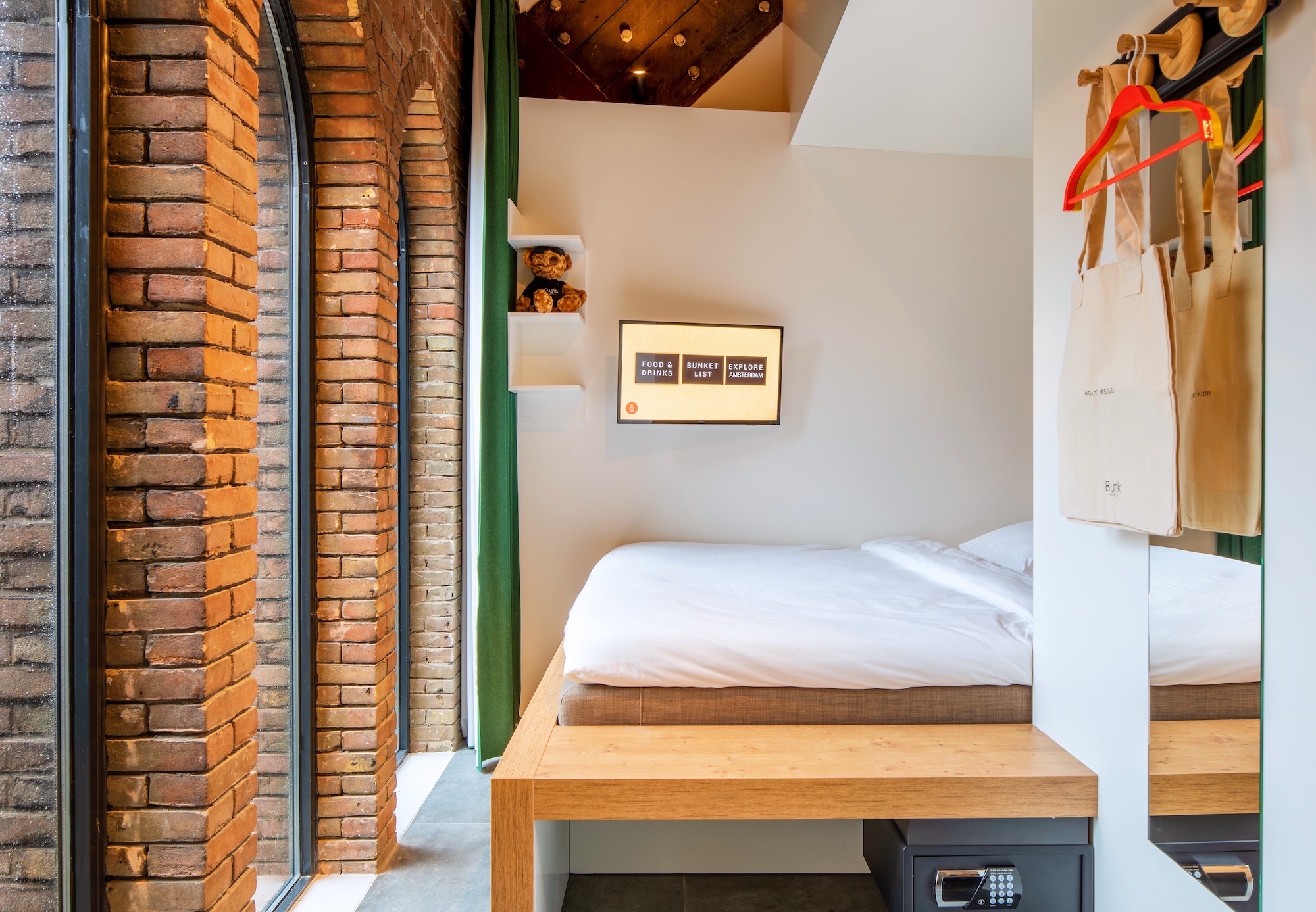 BUNK Hotels Amsterdam — photo 3