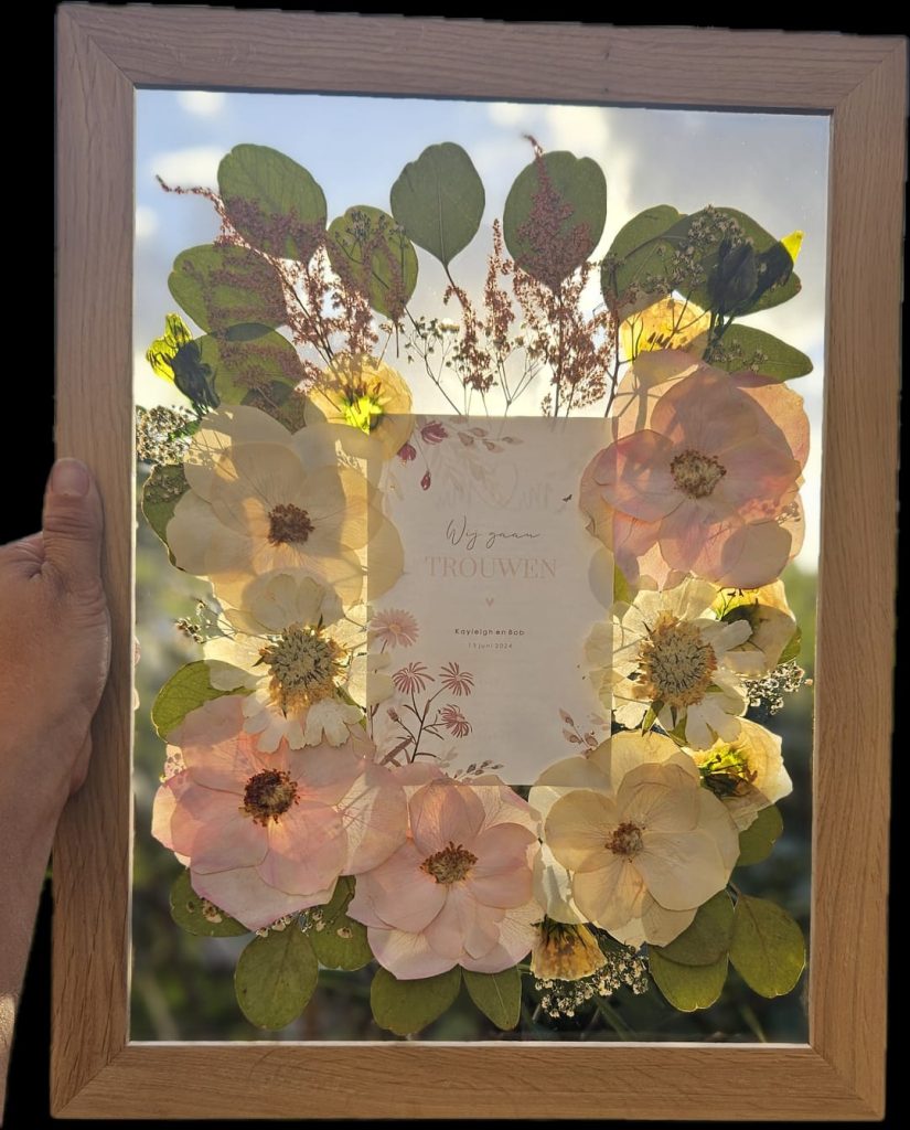 Charlots Flower Art — photo 2