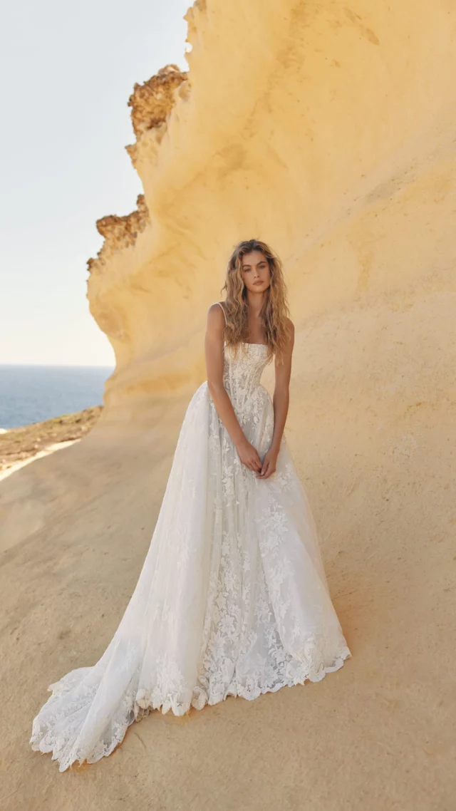Mari Fin Bridal — photo 4
