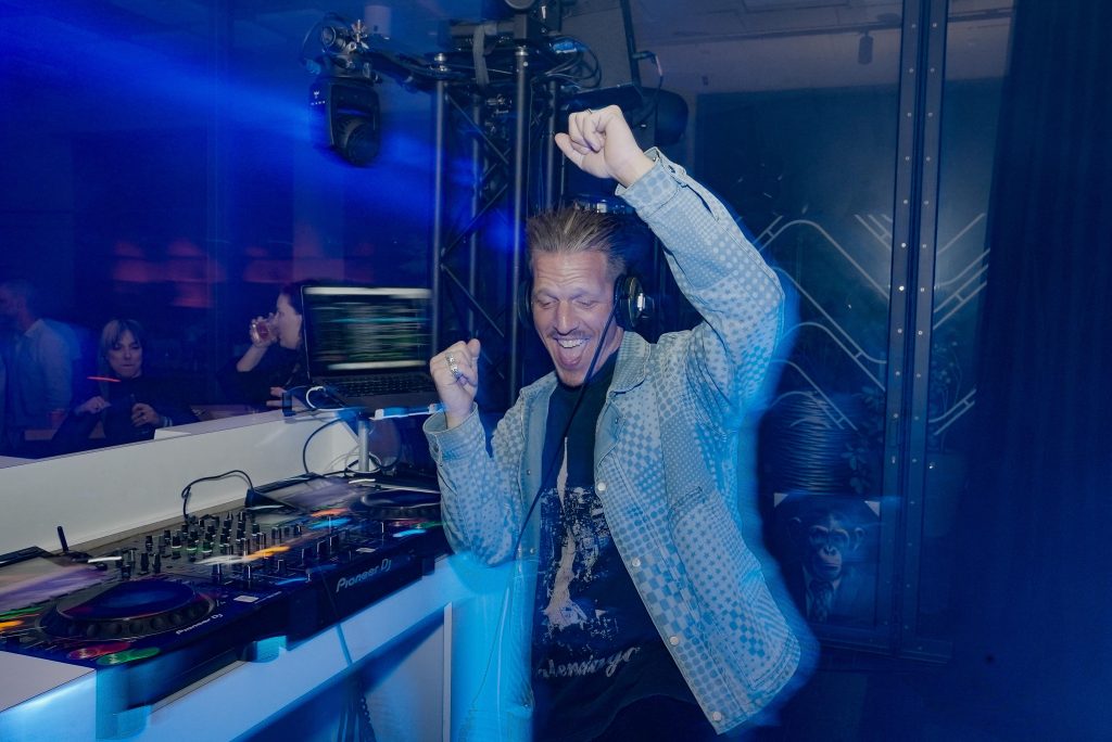 DJ Marvin — photo 2