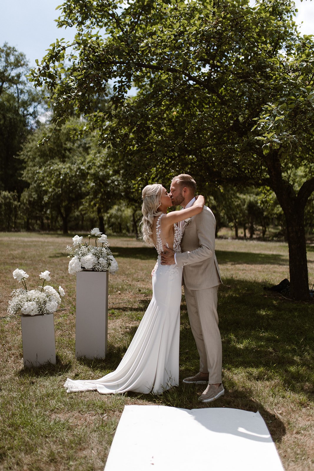 Say Yes with Es — photo 3
