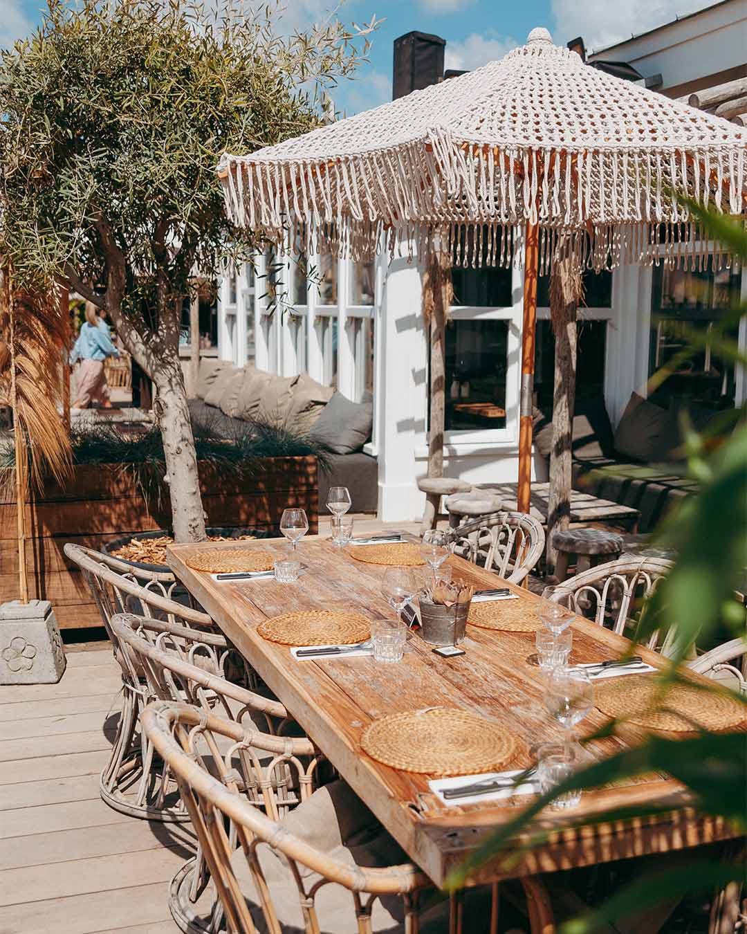 Branding Beach Club — photo 3