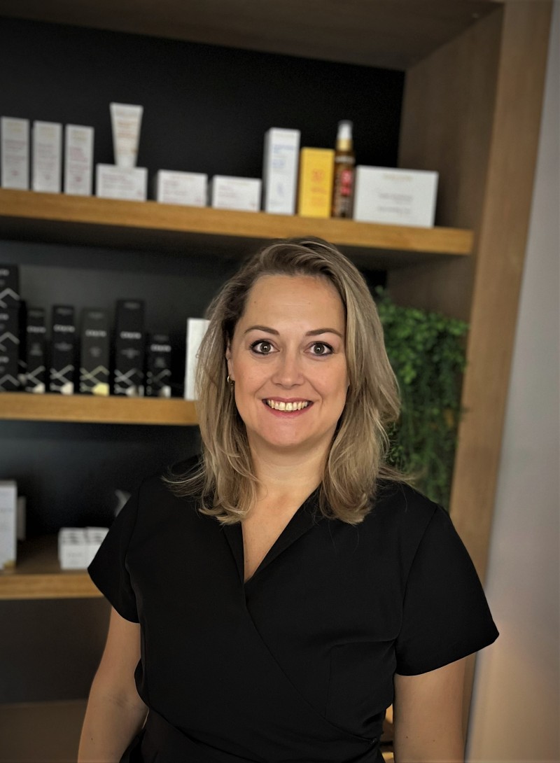 Anja (schoonheidssalon Sens)