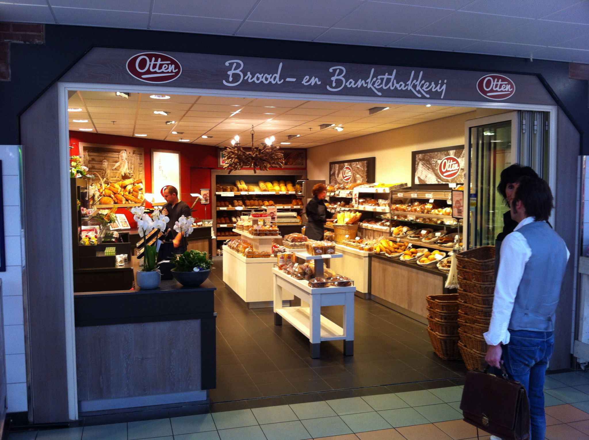 Brood- en Banketbakkerij Otten — photo 4