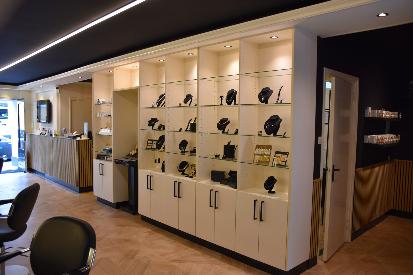 Figaro Hairdesign — photo 3