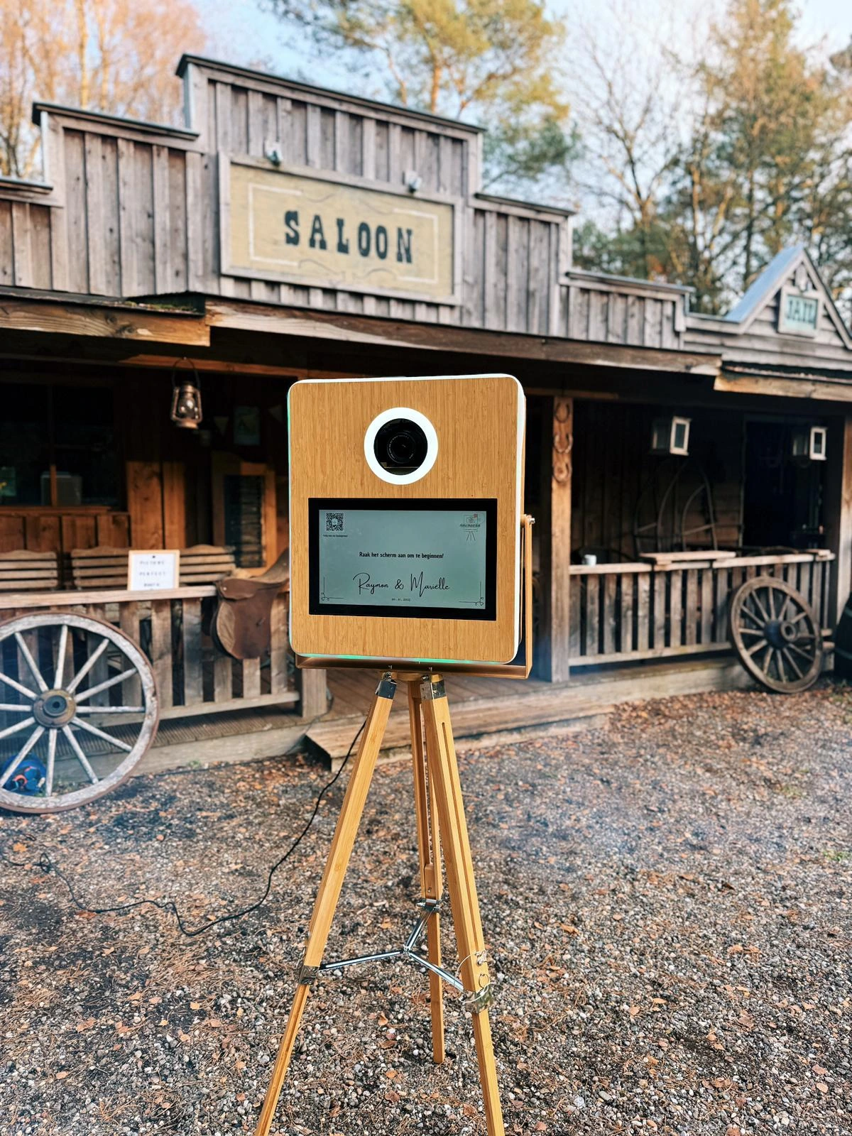 Picture Perfect Booth — photo 4