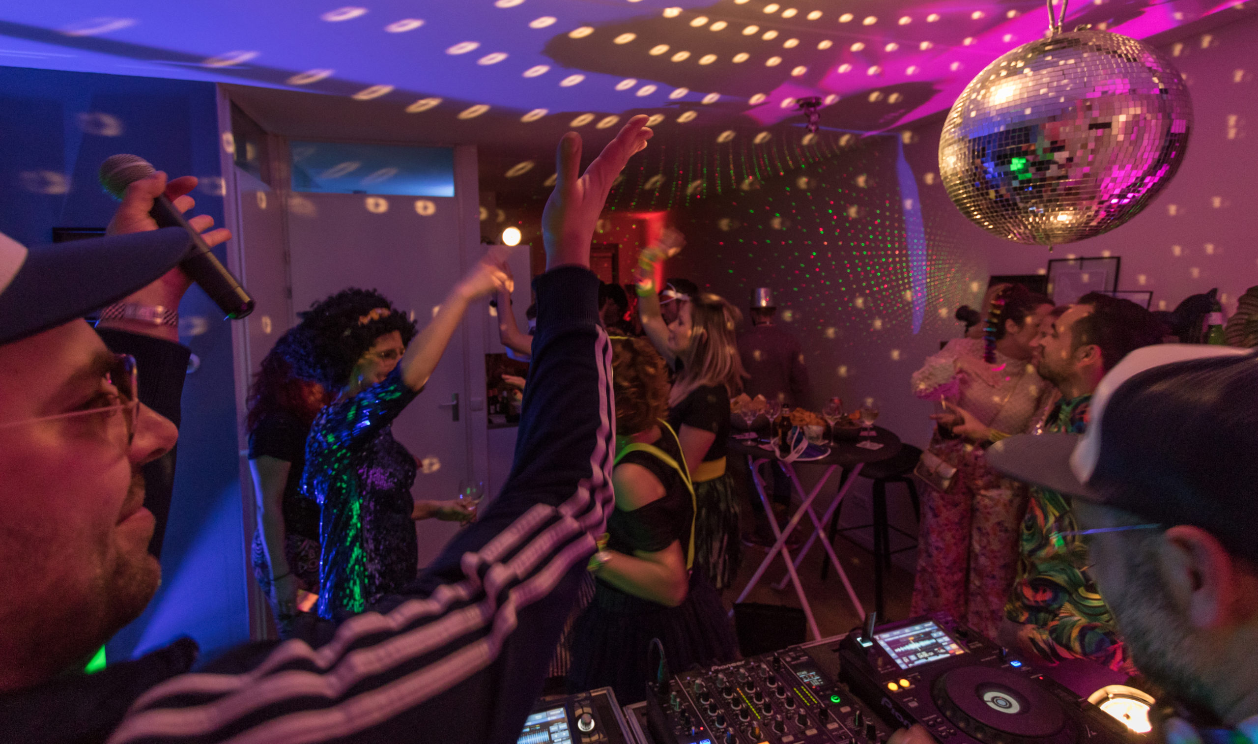 Kikks events & entertainment — photo 2